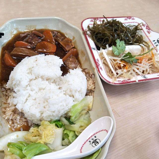 李先生牛肉面大王(长沙南站候车室二店)