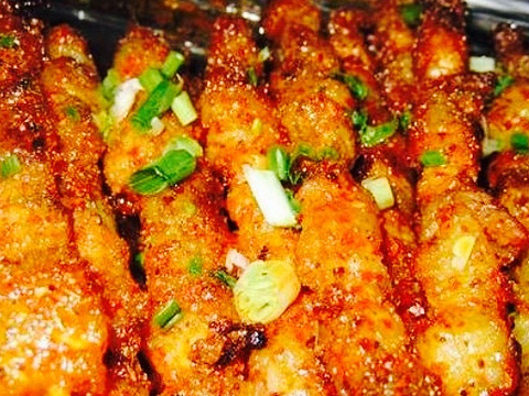 富锦市国威烧烤店