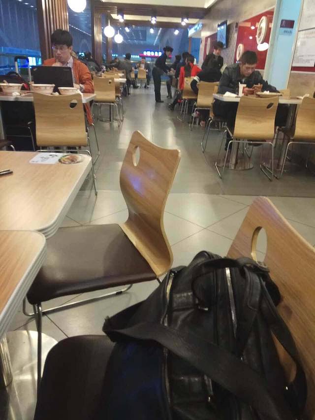 李先生牛肉面大王(石家庄新客站店)