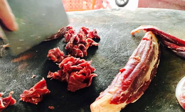 壮雄牛屠牛肉店(军埠老店)