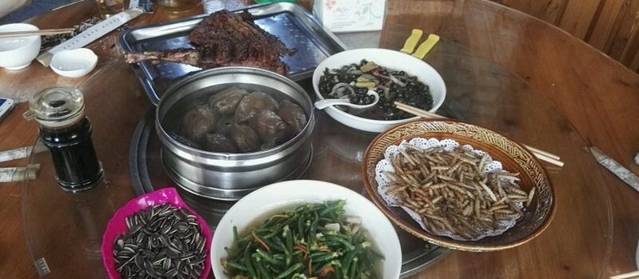 岭上人家老地方烤全羊