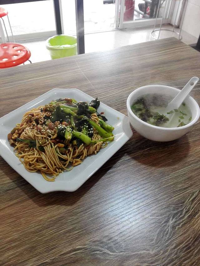 开心小吃(海宁硖东菜场店)