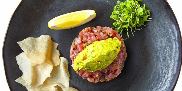 The Raw Bar Thonglor