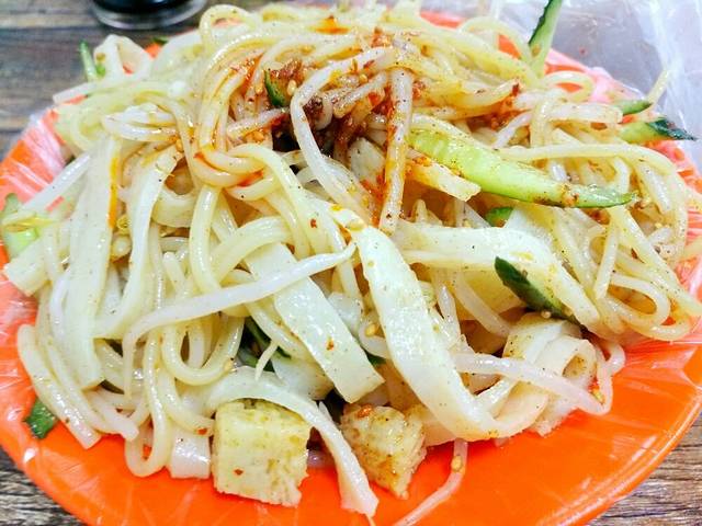 宿迁第一家擀面皮(中山路店)