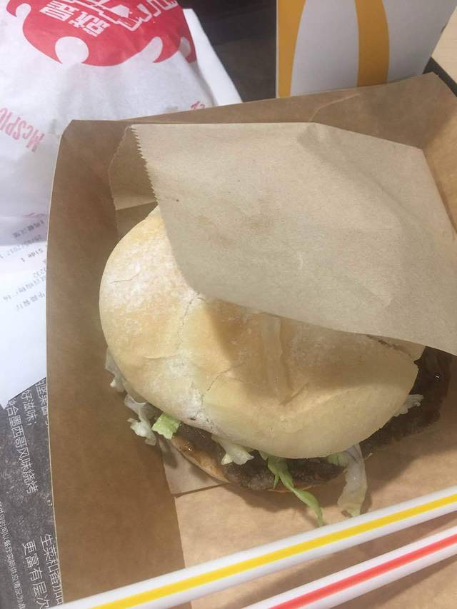 麦当劳(承德新华路店)