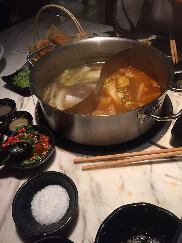 左庭右院鲜牛肉火锅(石路天虹店)