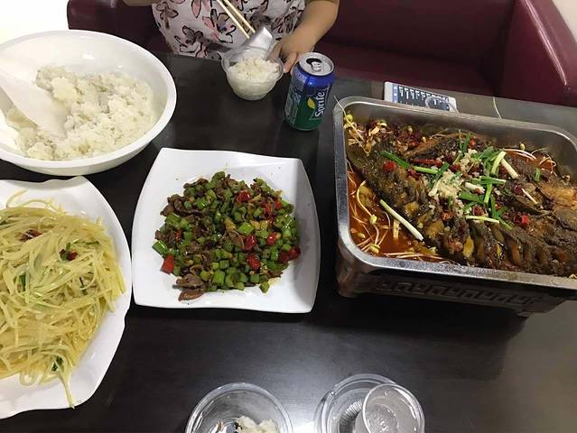 高先生餐厅(阳光100店)