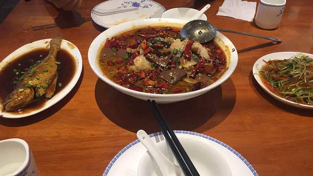 鸢飞潍坊菜馆(奎文门店)