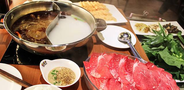 Xiao Wei Yang International Restaurant ( Little Lamb )