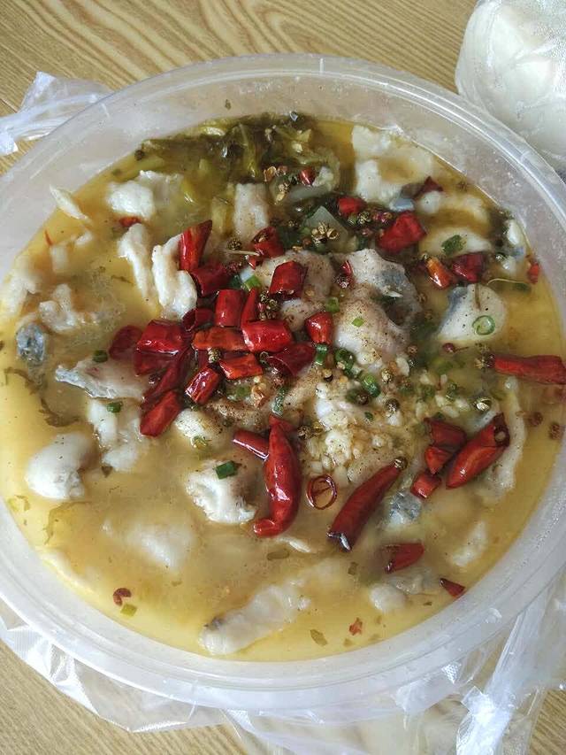 重庆小厨酸菜鱼(吉祥路店)