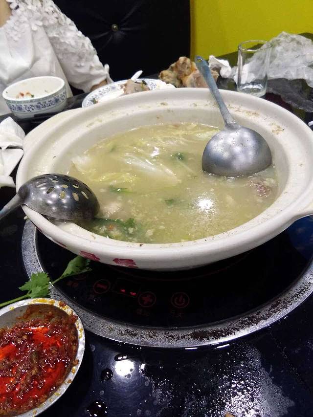 阿二骨煲(水沟营店)