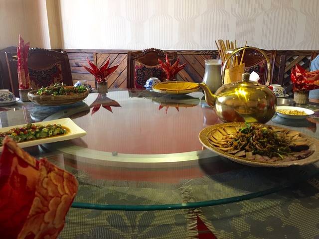 印象红色主题餐厅