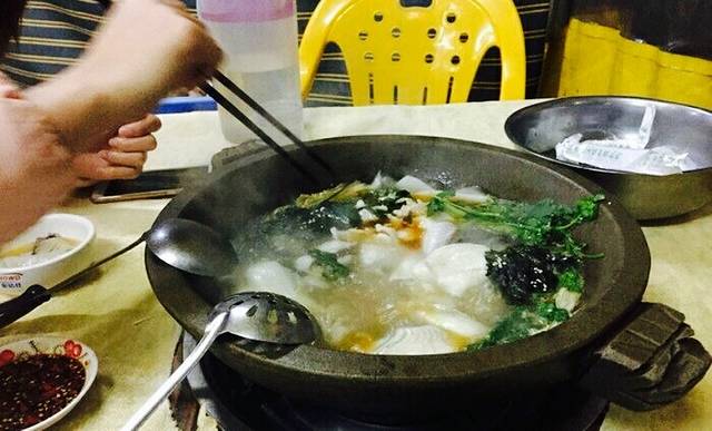 口口香石锅鱼(宝峰南路店)