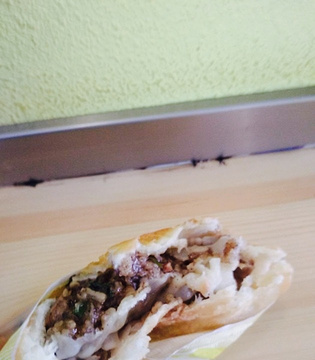 油饼包烧卖
