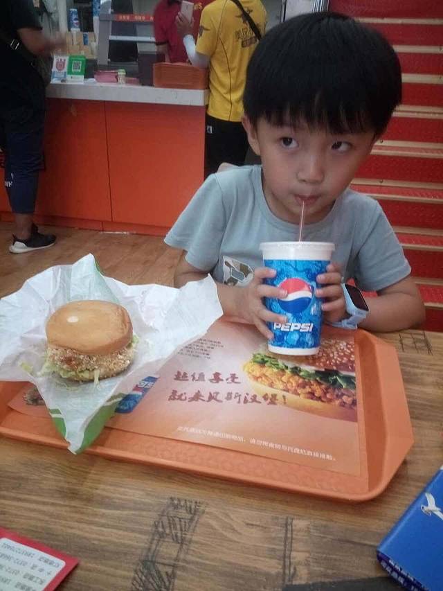 贝斯汉堡(万达店)