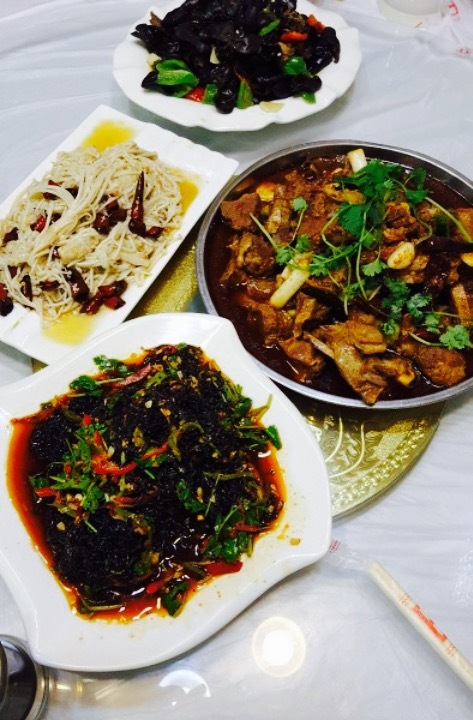 何猫特色黄焖羊肉