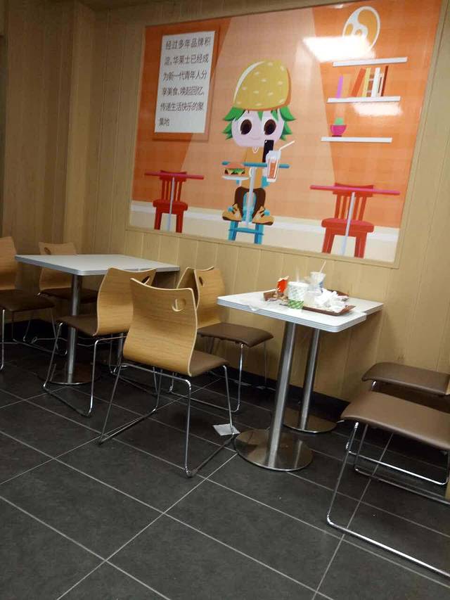 华莱士·全鸡汉堡(安元路店)