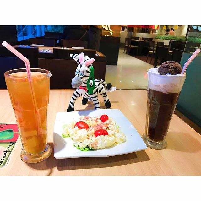 必胜客(新世界店)