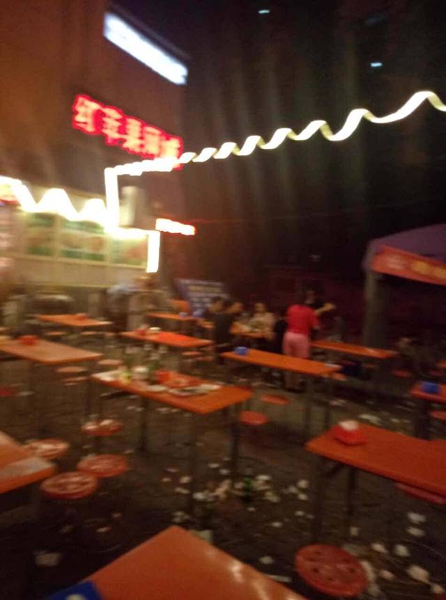 白老四烧烤涮总店(桃园路店)