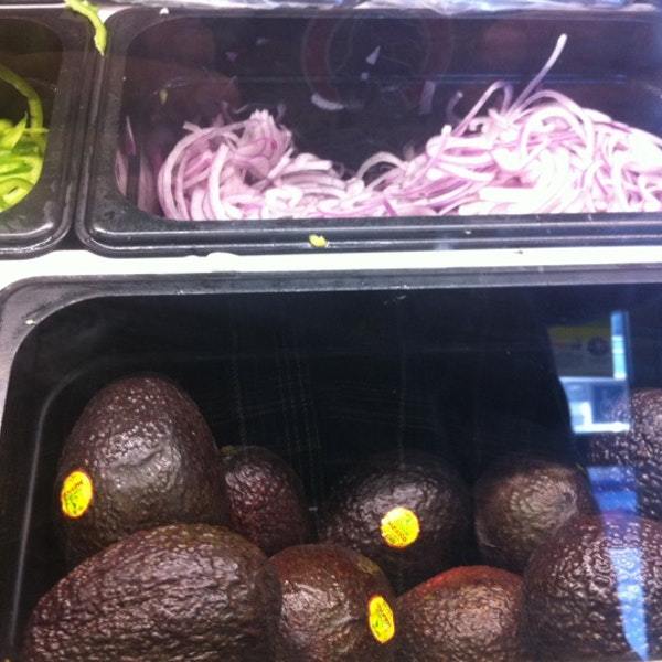 蒙自风味土锅过桥米线