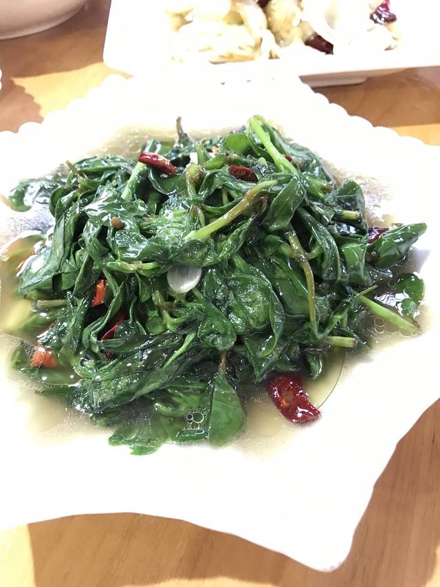 布依八大碗·多彩黔韵餐厅