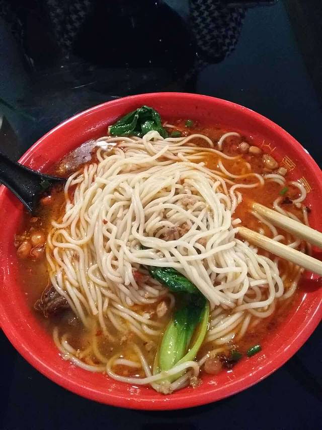 鼎级重庆小面(花生唐店)