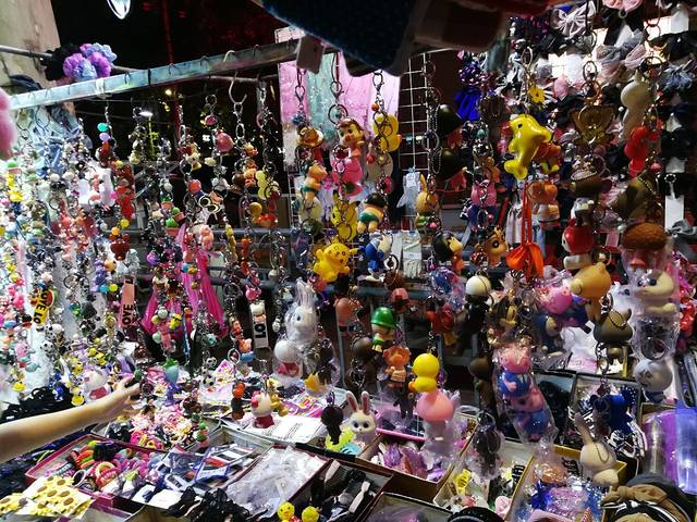 健康路美食广场