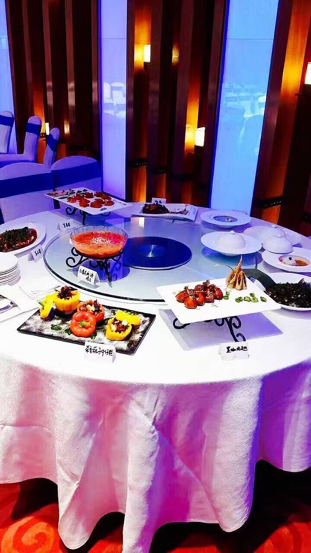 成都西藏饭店·亚克·食光自助餐厅