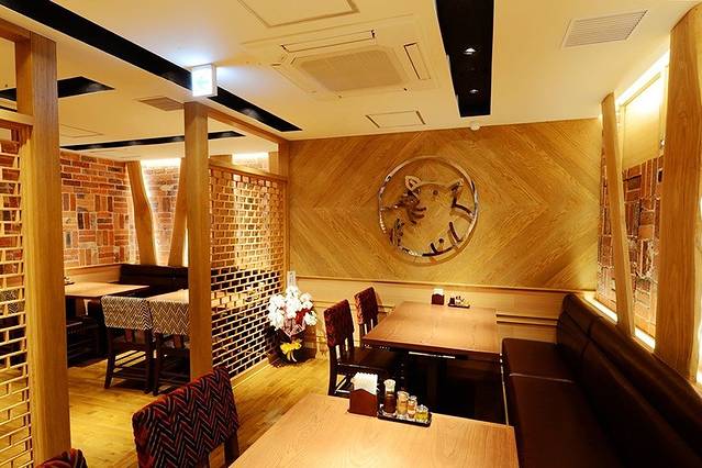 矢场Ton（三越Lachic店）