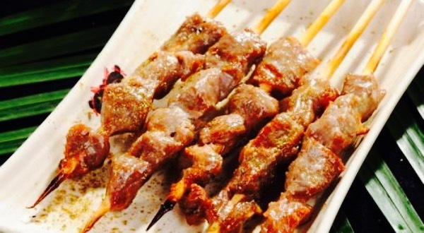 华洁烧烤全羊馆