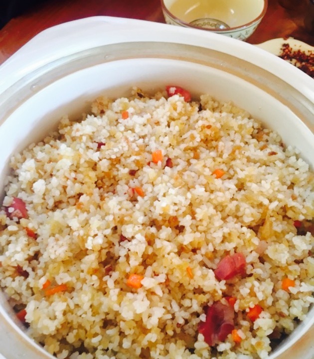 野生菌蒸汽石锅鱼