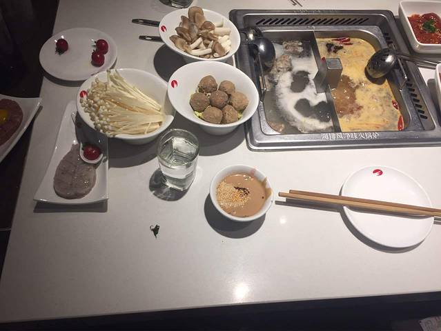 海底捞火锅(泰华假日广场店)