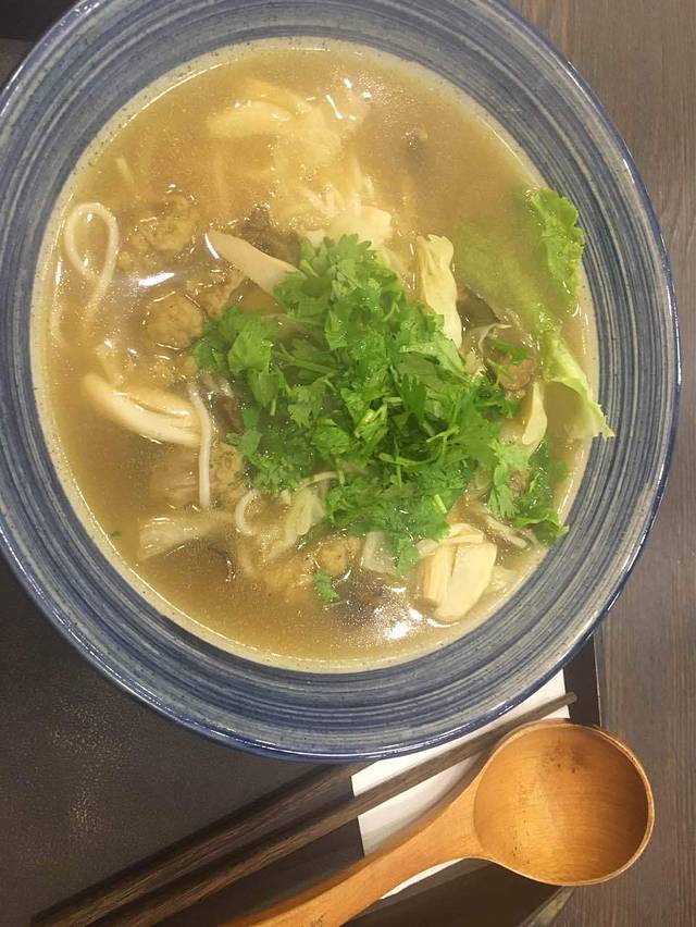 张无忌火锅米线(紫荆花广场店)