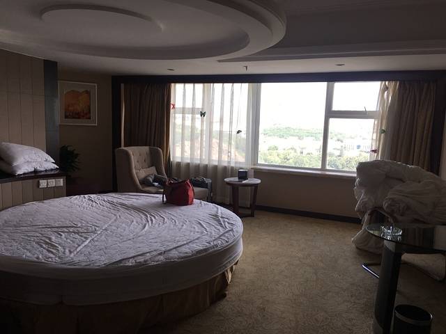 乌鲁木齐绿洲大饭店·中餐厅