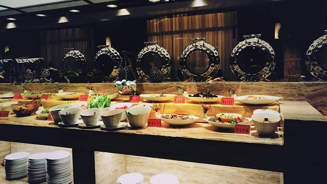 汉拿山汤泉国际酒店自助餐