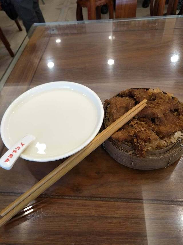 小金蒸饭(荟萃中学店)