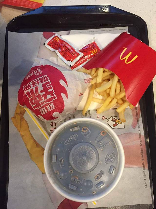 麦当劳(宝山店)