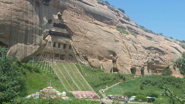 马蹄寺藏裕快餐厅