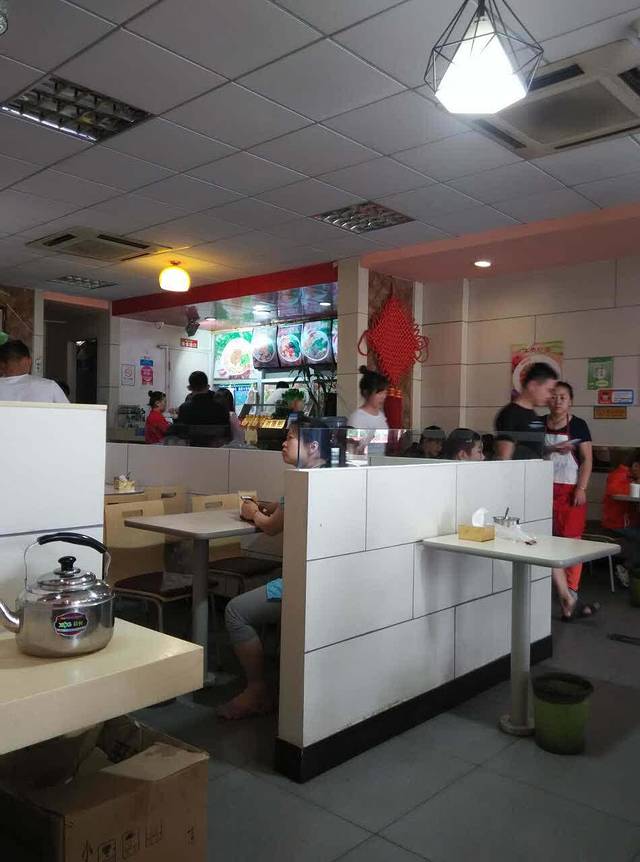 一一刀削面(郑州东路店)