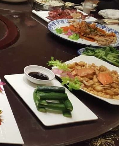 鸿福东北风味菜馆