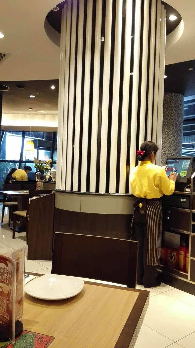 必胜客(柳州新地王店)