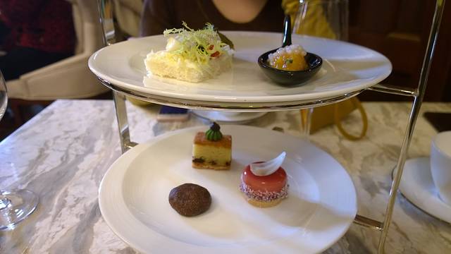 南京颐和扬子饭店·餐厅