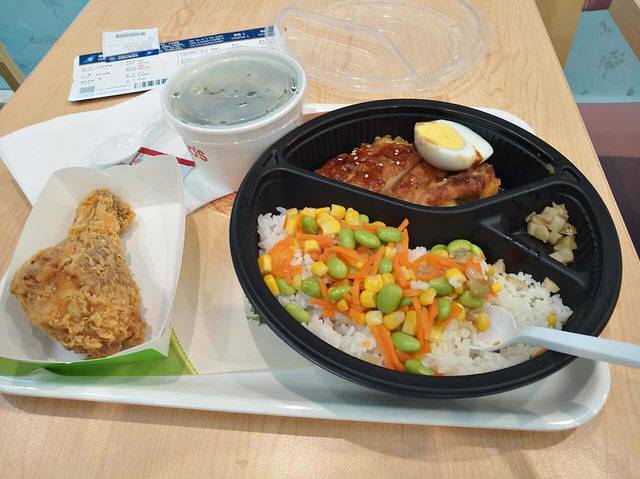 德克士(机场店)