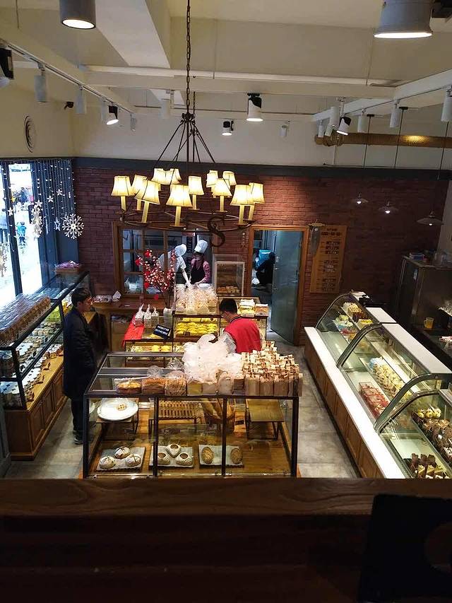 伊之友(鹿城路店)