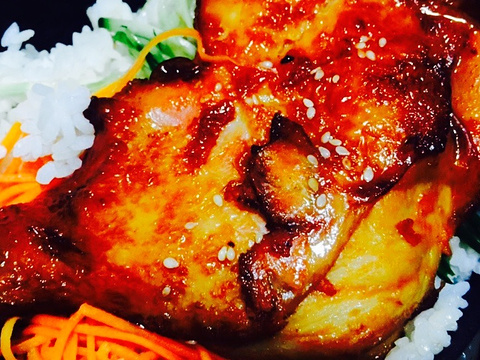 极味肥牛饭脆皮鸡饭