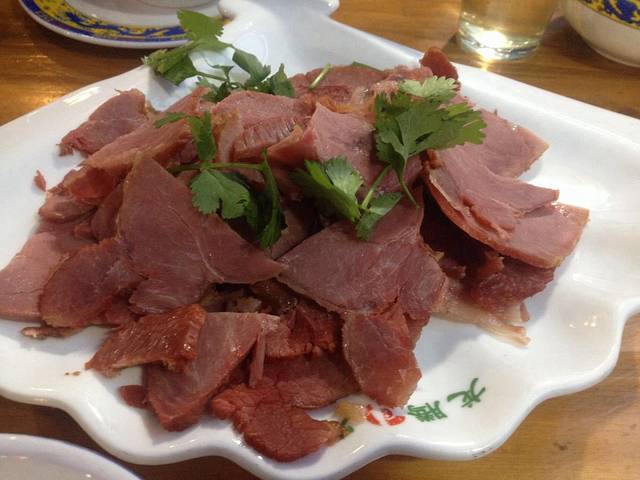 重庆人家川菜馆牦牛肉汤锅-万州烤鱼(九寨沟店)