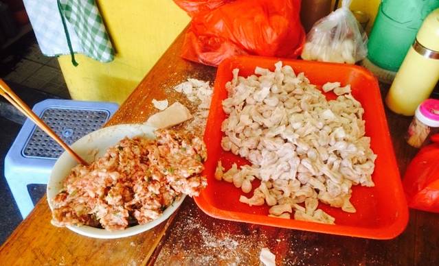 丹阳肉燕拌面店