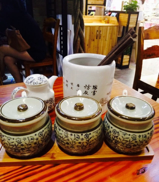 津品源南京鸭血粉(象湖新力都荟店)