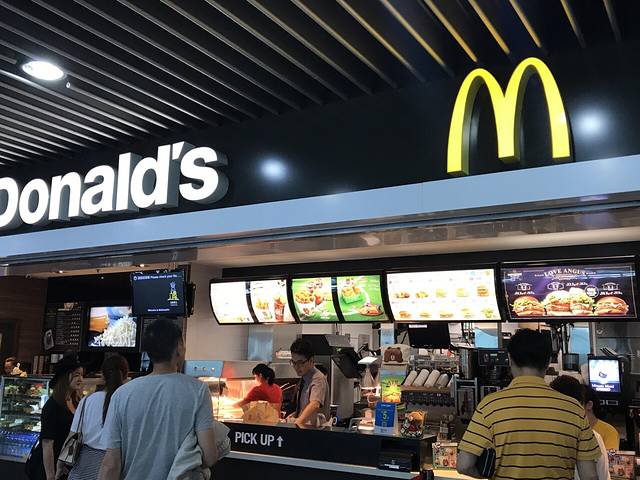 麦当劳(澳门机场店)