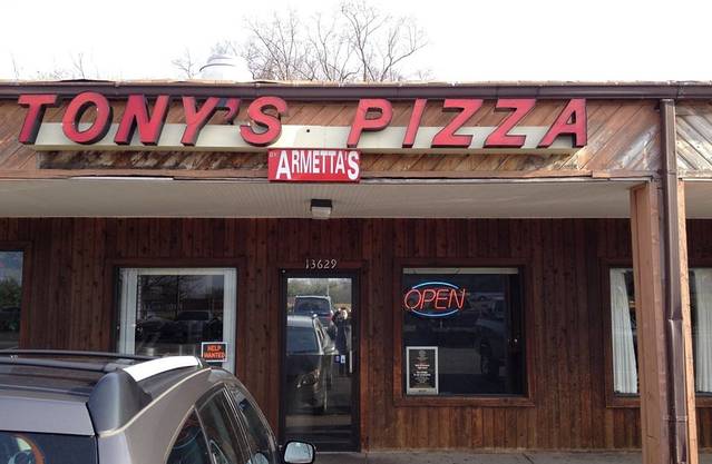 Tony's Pizza